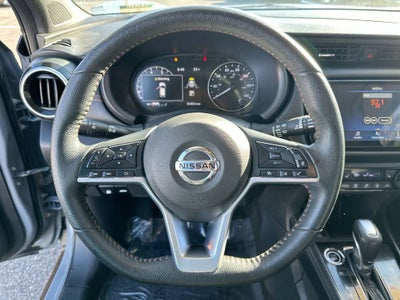 2021 Nissan Kicks SR