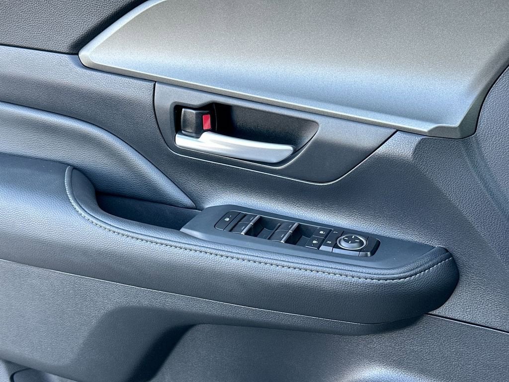 2025 Toyota Grand Highlander Hybrid XLE