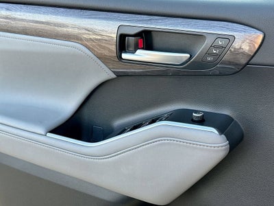 2021 Toyota Highlander Hybrid Platinum