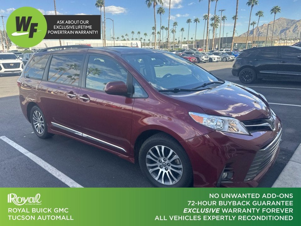 2018 Toyota Sienna XLE Auto Access Seat