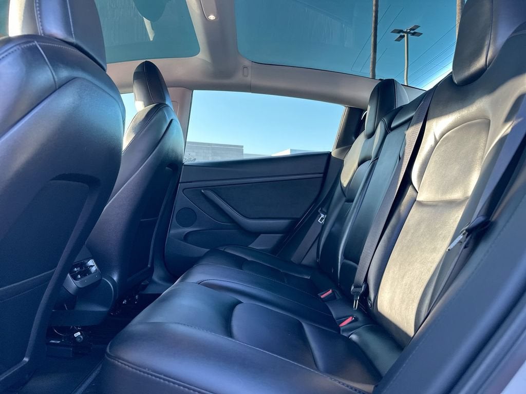 2021 Tesla Model 3 Standard Range Plus Rear-Wheel Drive