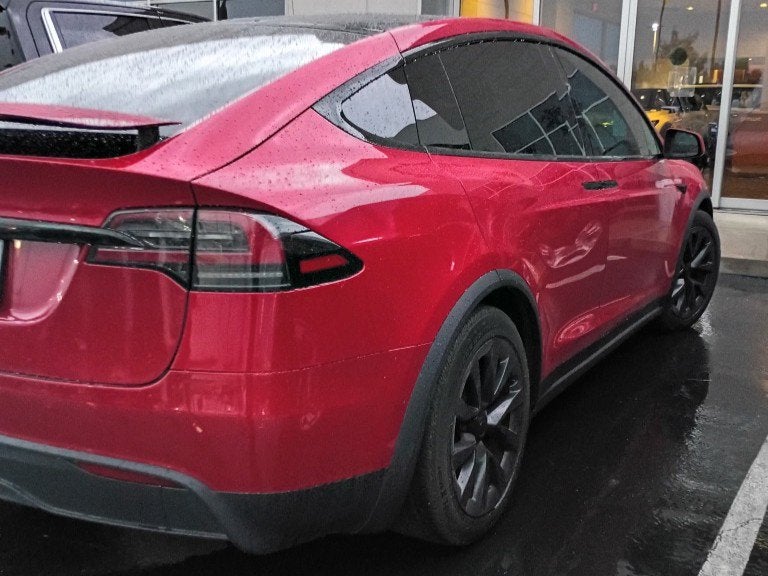 2023 Tesla Model X Base