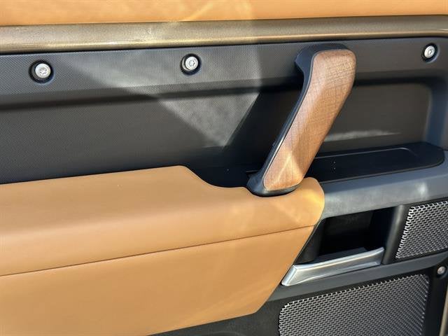 2023 Land Rover Defender 110 X