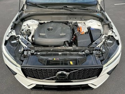2023 Volvo XC60 Recharge Plug-In Hyb Ultimate Dark Theme