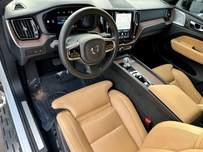 2023 Volvo XC60 Recharge Plug-In Hyb Ultimate Dark Theme