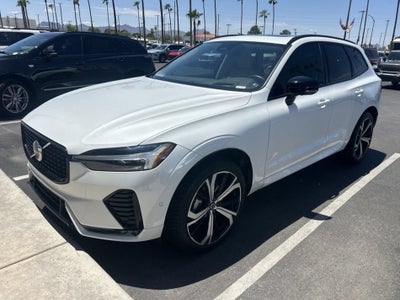 2025 Volvo XC60 B5 Ultra