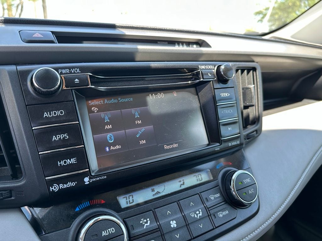 2017 Toyota RAV4 XLE