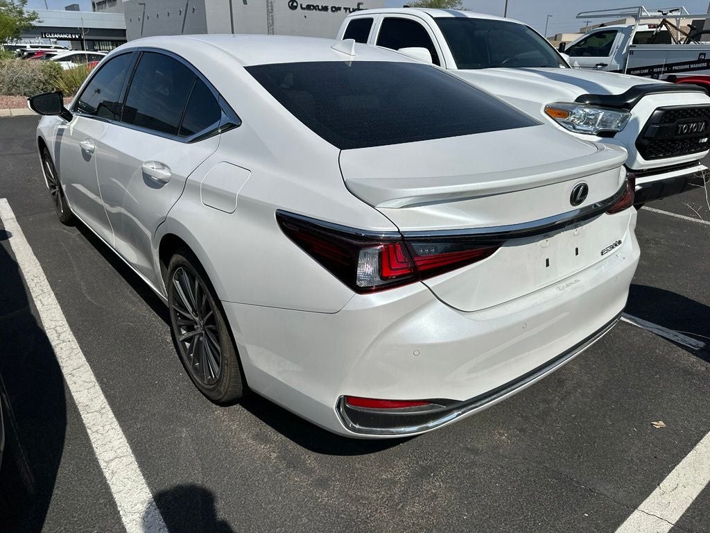 2024 Lexus ES 300h
