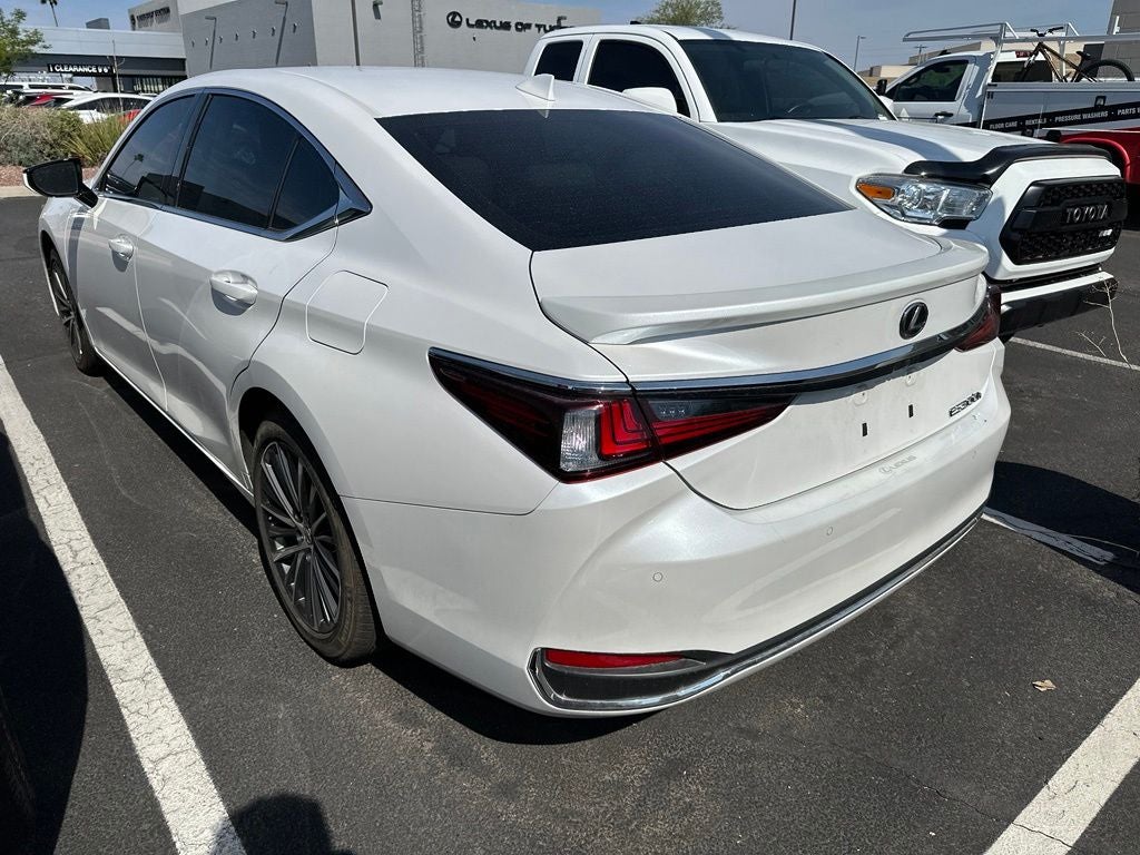 2024 Lexus ES 300h