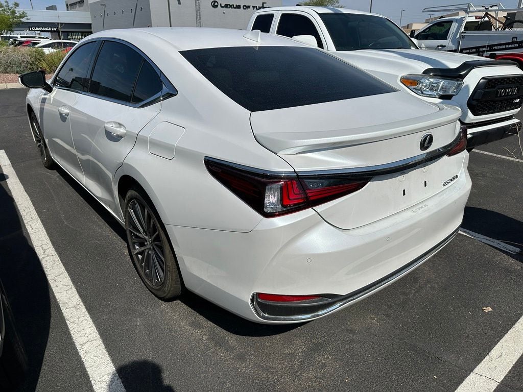 2024 Lexus ES 300h