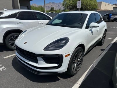 2023 Porsche Macan Base