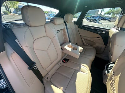 2021 Porsche Macan S