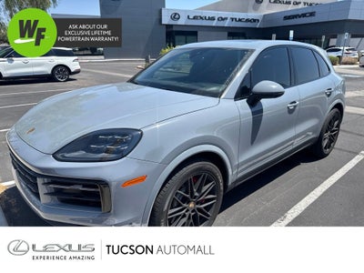 2024 Porsche Cayenne S
