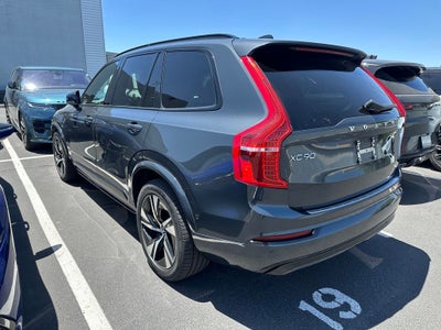 2022 Volvo XC90 Recharge Plug-In Hybrid T8 R-Design Extended Range 7P