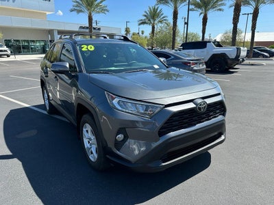 2020 Toyota RAV4 XLE