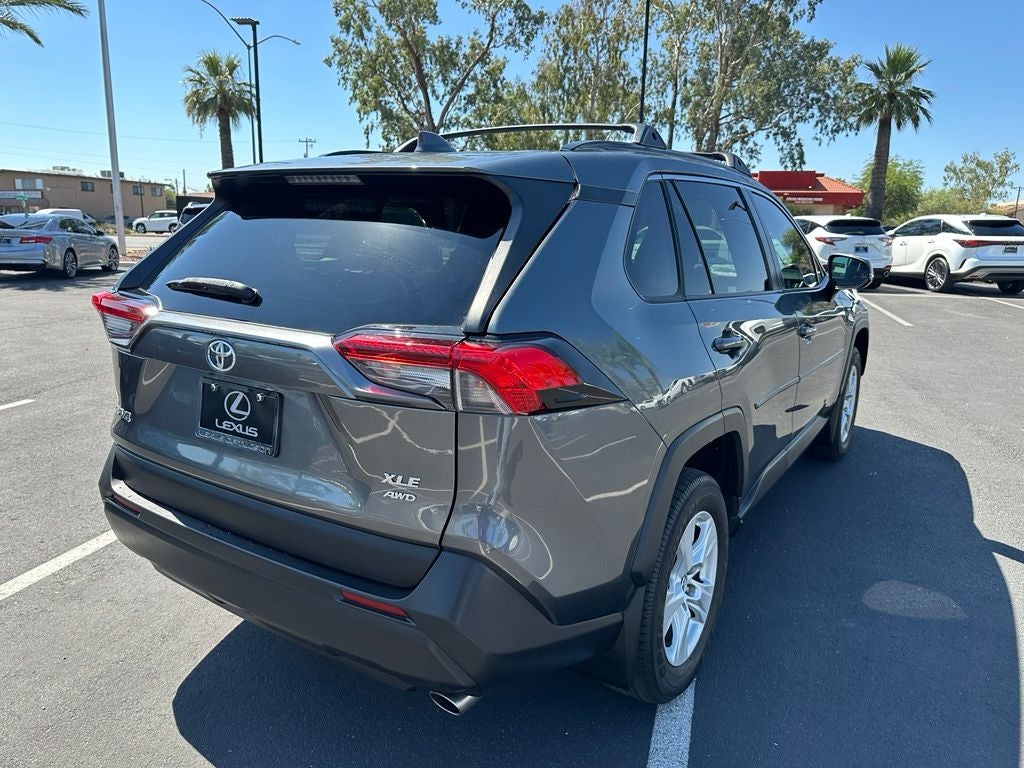 2020 Toyota RAV4 XLE