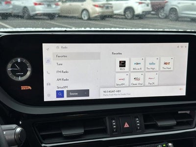 2024 Lexus ES 300h