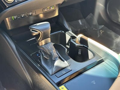 2023 Lexus ES Premium