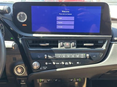 2023 Lexus ES Premium