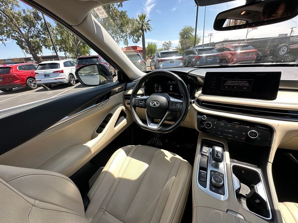 2022 INFINITI QX60 LUXE