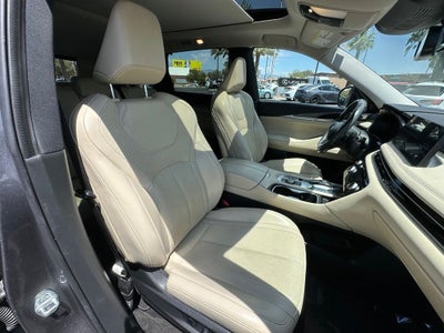 2022 INFINITI QX60 LUXE