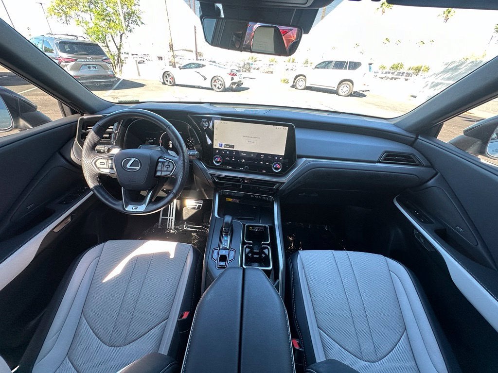2025 Lexus TX 500h F SPORT Luxury