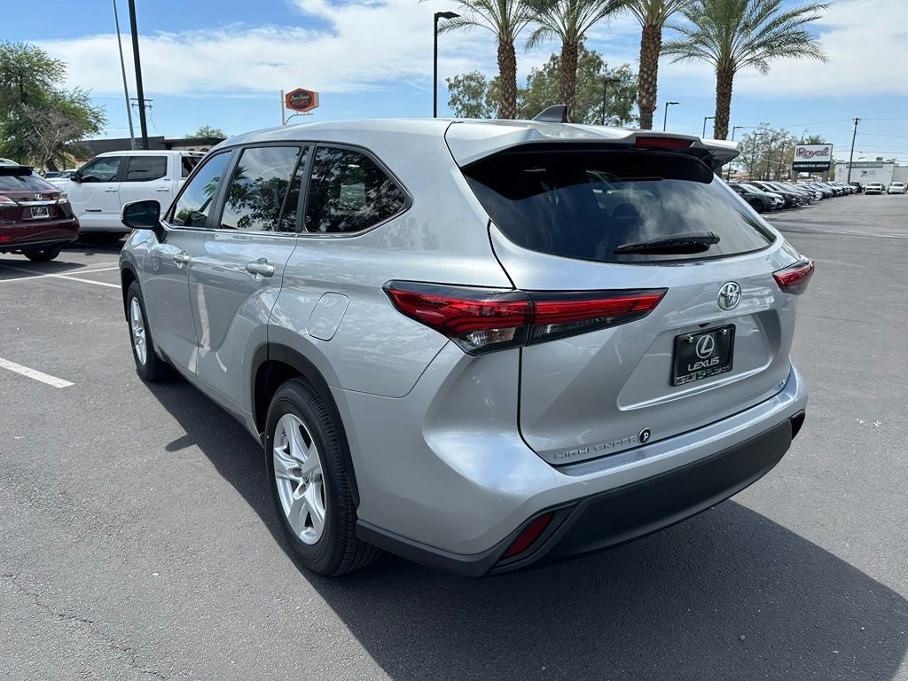2023 Toyota Highlander LE