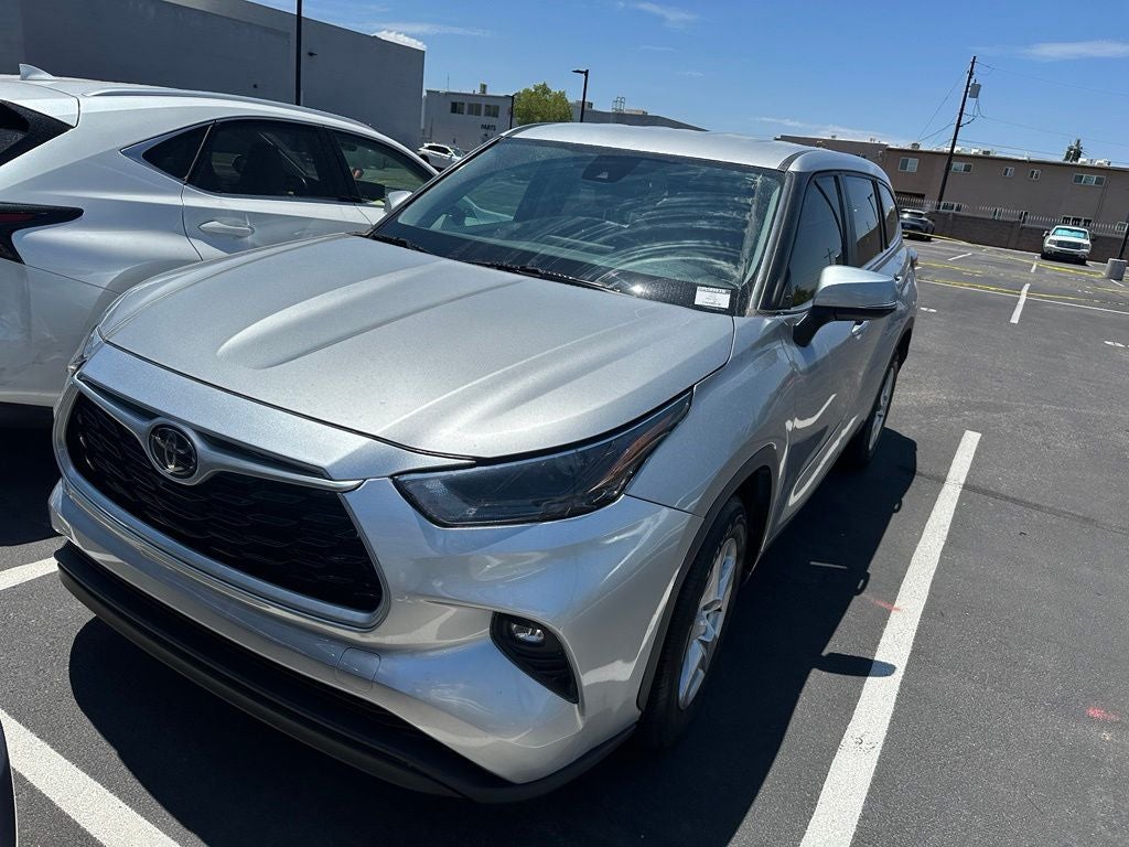 2023 Toyota Highlander LE