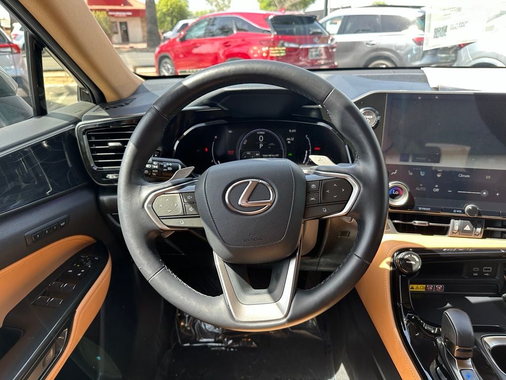 2025 Lexus NX 350h Premium