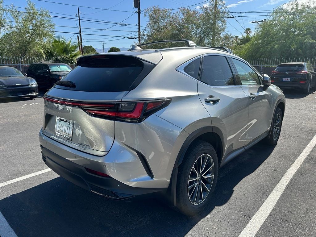 2025 Lexus NX 350h Premium