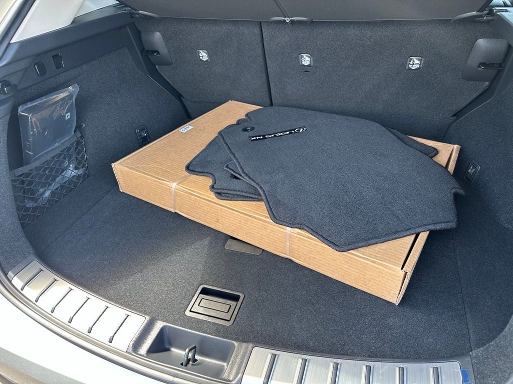 2025 Lexus NX 350h Premium