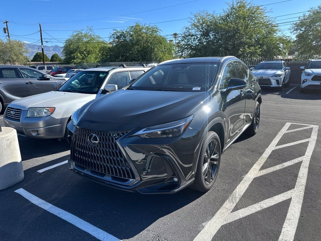 2026 Lexus NX 450h+ Luxury