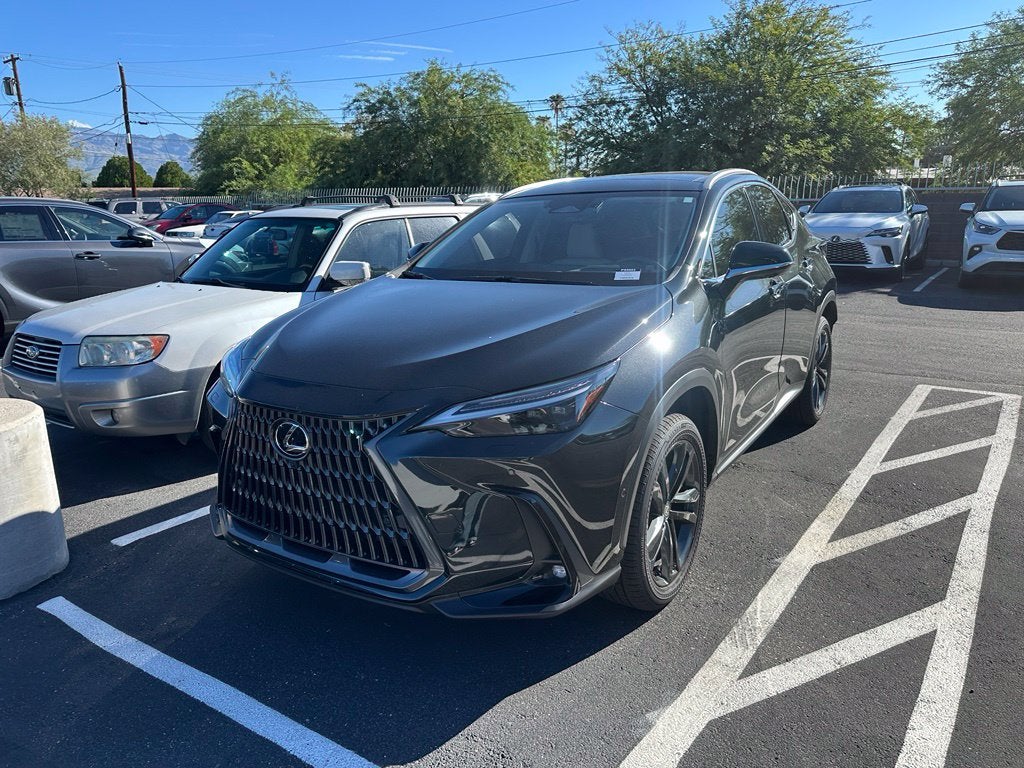 2026 Lexus NX 450h+ Luxury