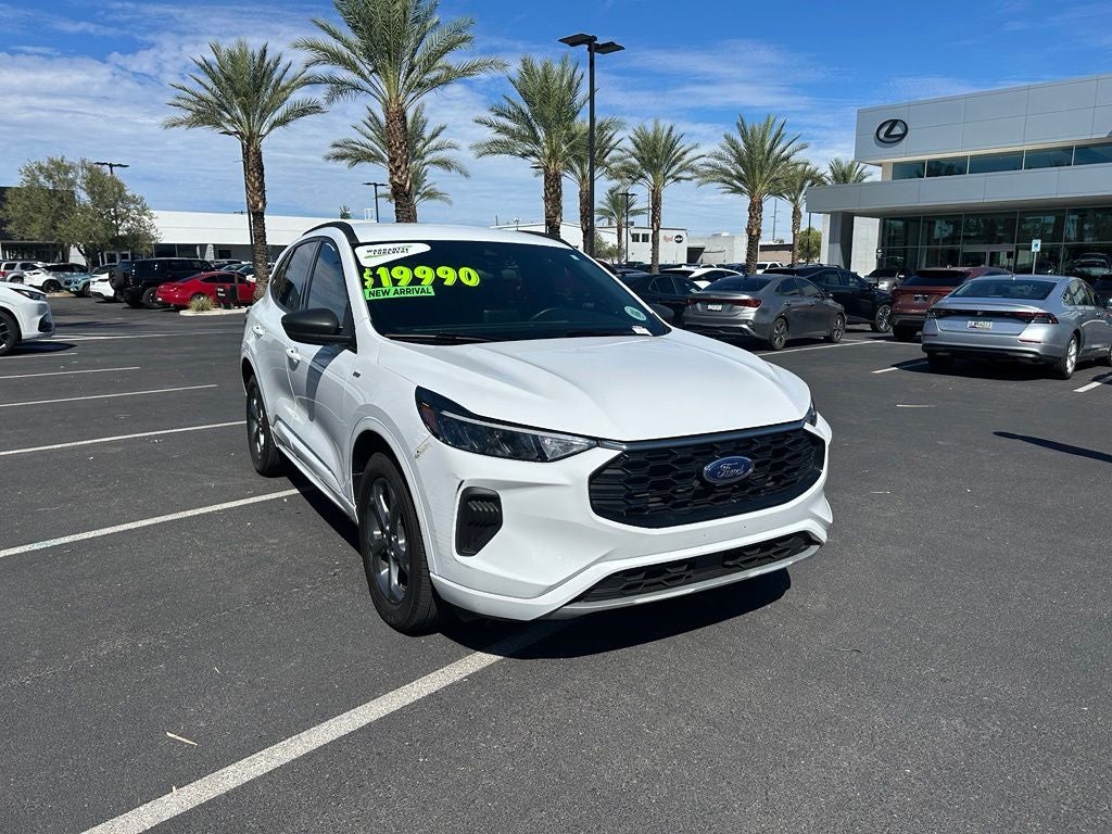 2023 Ford Escape ST-Line