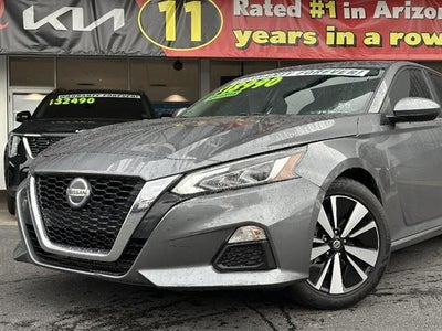 2022 Nissan Altima 2.5 SV
