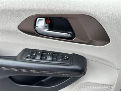 2019 Chrysler Pacifica Touring Plus