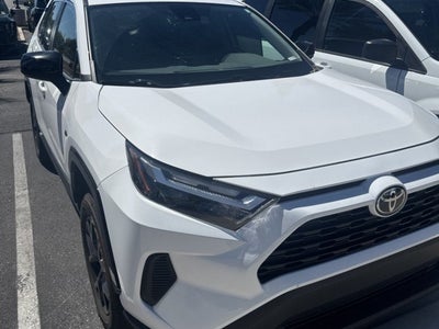 2024 Toyota RAV4 LE