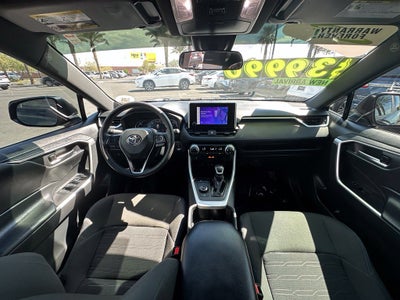 2024 Toyota RAV4 Hybrid SE