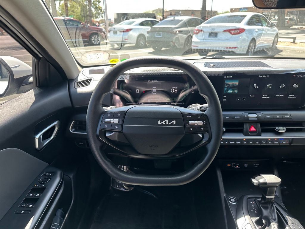2025 Kia K4 LX