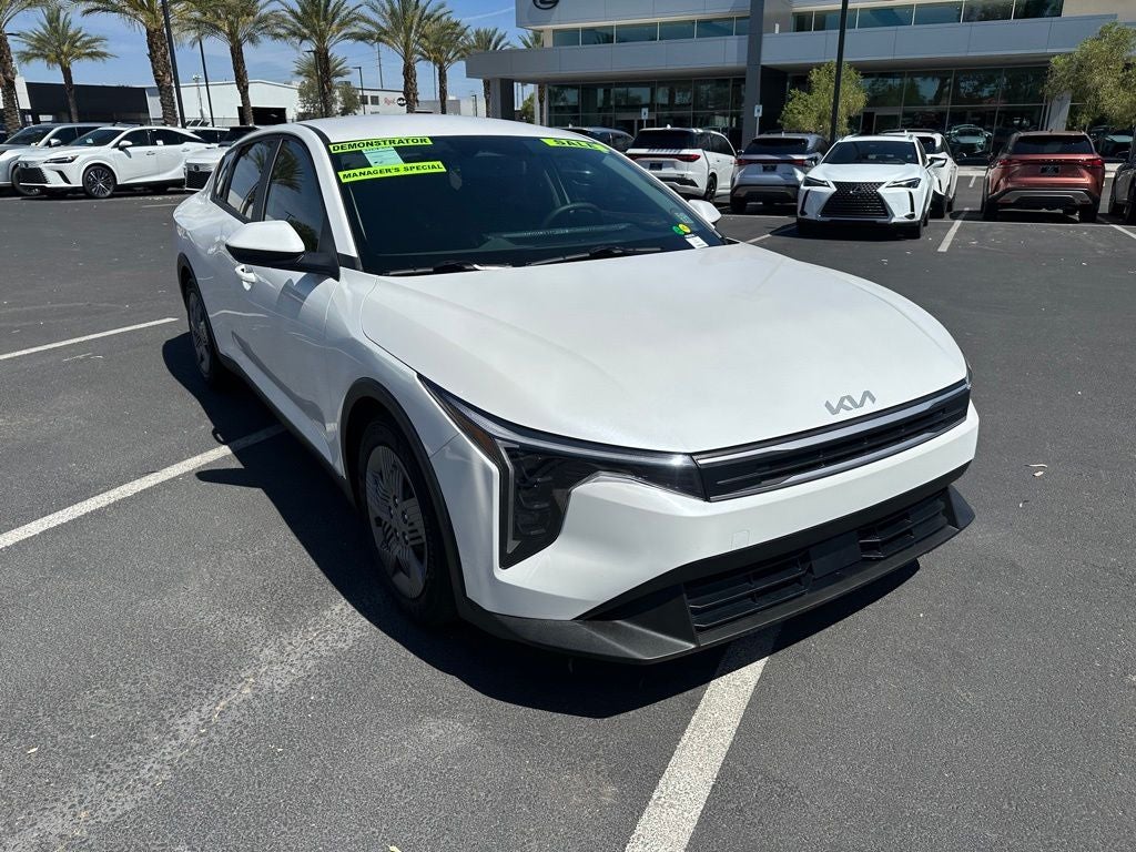 2025 Kia K4 LX