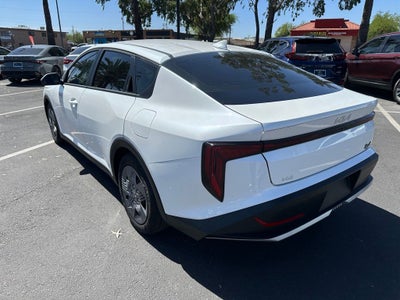 2025 Kia K4 LX