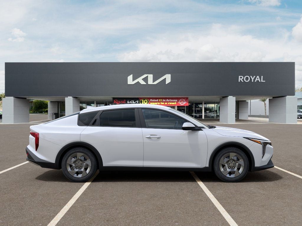 2026 Kia K4 LX