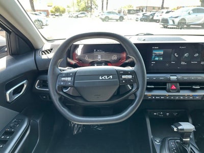 2025 Kia K4 LX