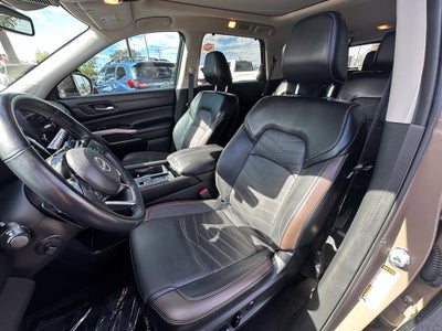 2024 Nissan Pathfinder Platinum