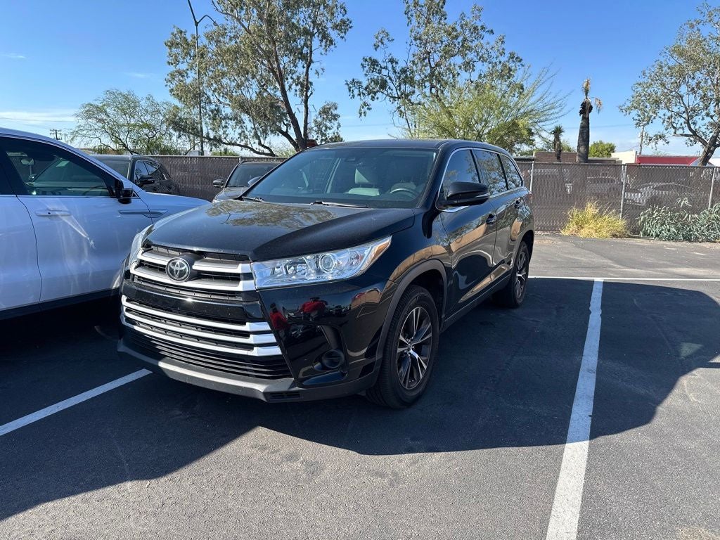 2019 Toyota Highlander LE