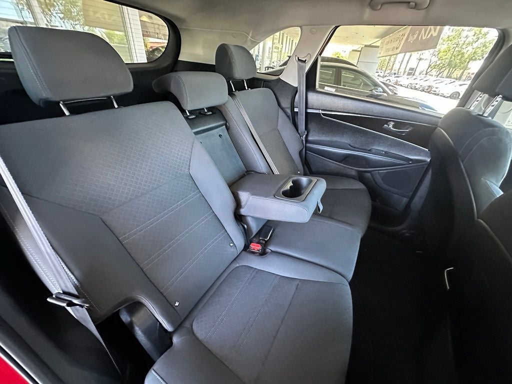 2018 Kia Sorento LX