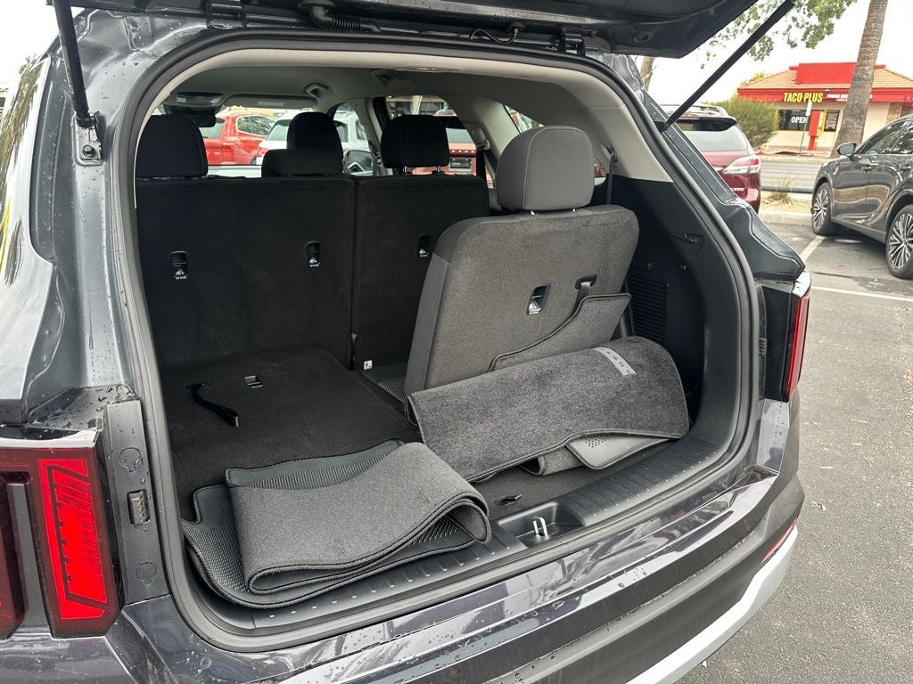 2026 Kia Sorento LX