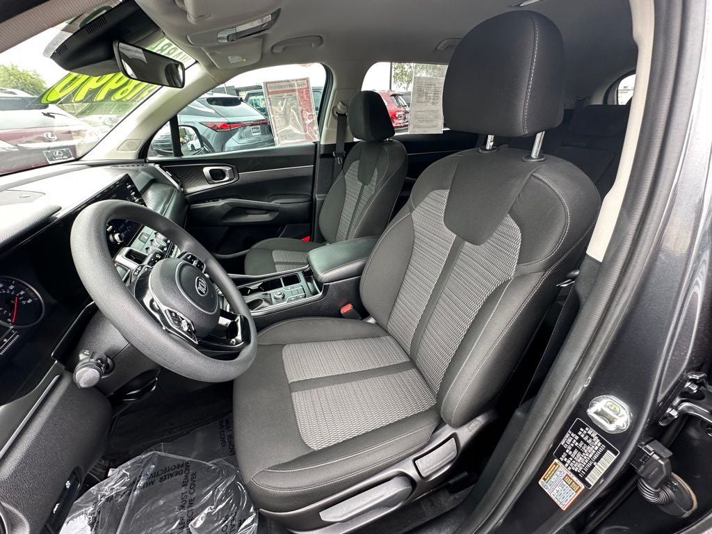 2021 Kia Sorento LX