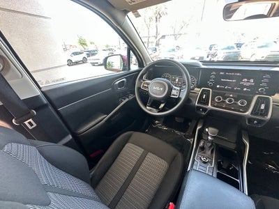 2023 Kia Sorento LX