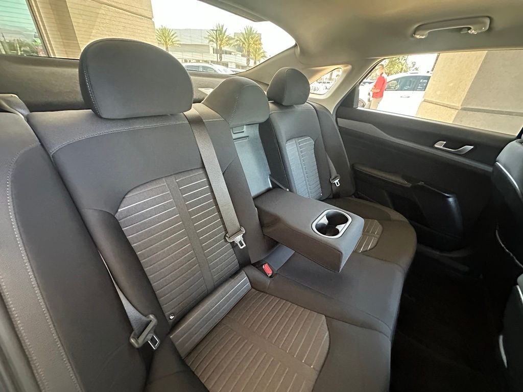 2026 Kia K5 LXS